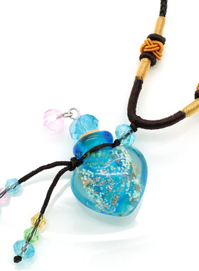 夜光琉璃精油瓶挂件小巧心形吊坠