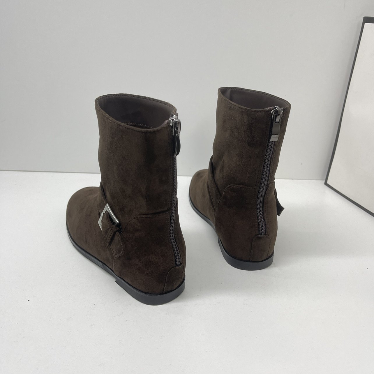 2025秋冬小众套筒短靴内增高皮带扣马丁靴女法式显瘦绒面西部靴,淘宝优惠券,粉丝福利购,淘宝优惠卷