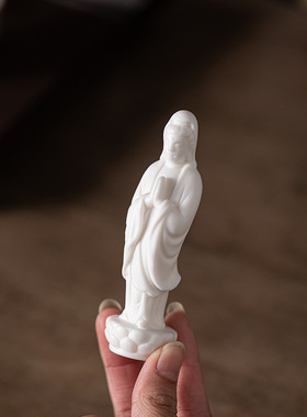 中式白瓷禅意迷你观音菩萨佛像家居假山装饰微景观鱼缸造景小