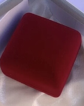 日式植绒首饰盒红色复古精致耳钉手镯收纳送礼高级感珠宝盒子