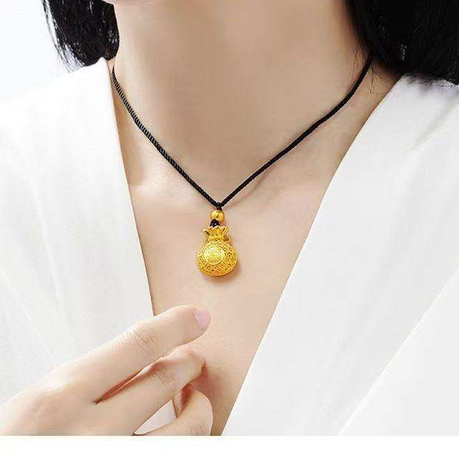 18K黄金色金版复古镂空花丝福袋吊坠福钱袋女士项链久不掉色,淘宝优惠券,粉丝福利购,淘宝优惠卷