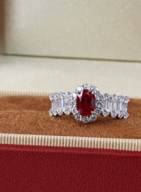 镶嵌1克拉培育红宝石鸽血红戒指