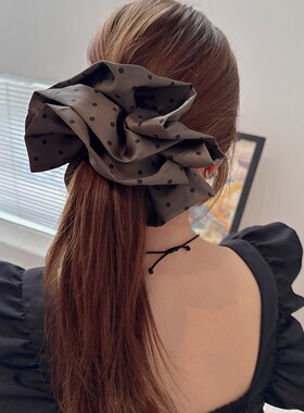 复古咖色波点缎面香蕉发夹女