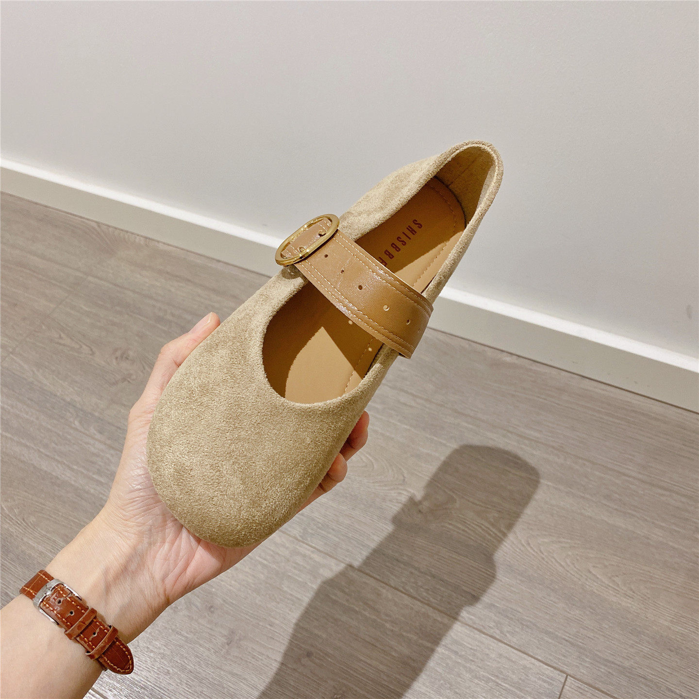 勃肯鞋搭扣平底英伦风浅口单鞋女乐福鞋2026春季新款软底豆豆鞋女,淘宝优惠券,粉丝福利购,淘宝优惠卷