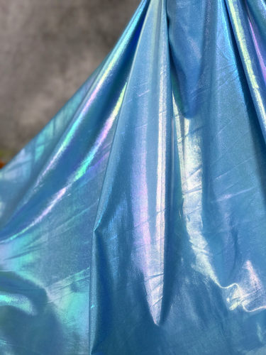 幻彩炫彩天蓝色高弹力反光垂感烫金涂层镭射设计师面料方皮革布料 - 图0