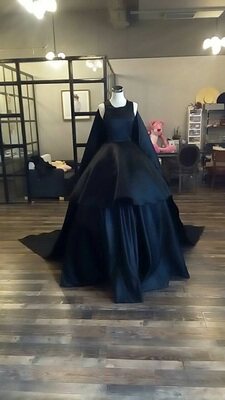 台湾婚纱厚缎布料进口亚光厚缎光泽婚纱礼服布面料 1-21色 - 图2