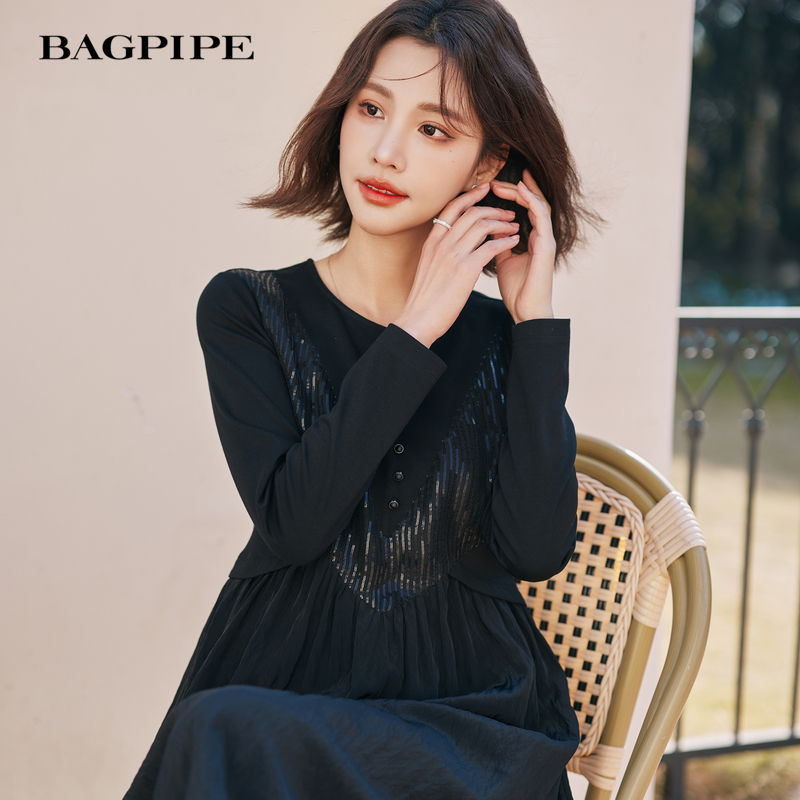 风笛2025秋季新款黑色收腰显瘦长袖连衣裙赫本风设计感显瘦长裙女 - 图1