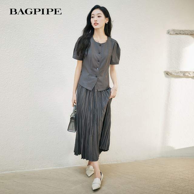 Bagpipe 2025 Autumn New Round Neck French Temperament Shirt Women's Fashionable and Versatile Slim Short-Sleeved Tops for Women Commuting
