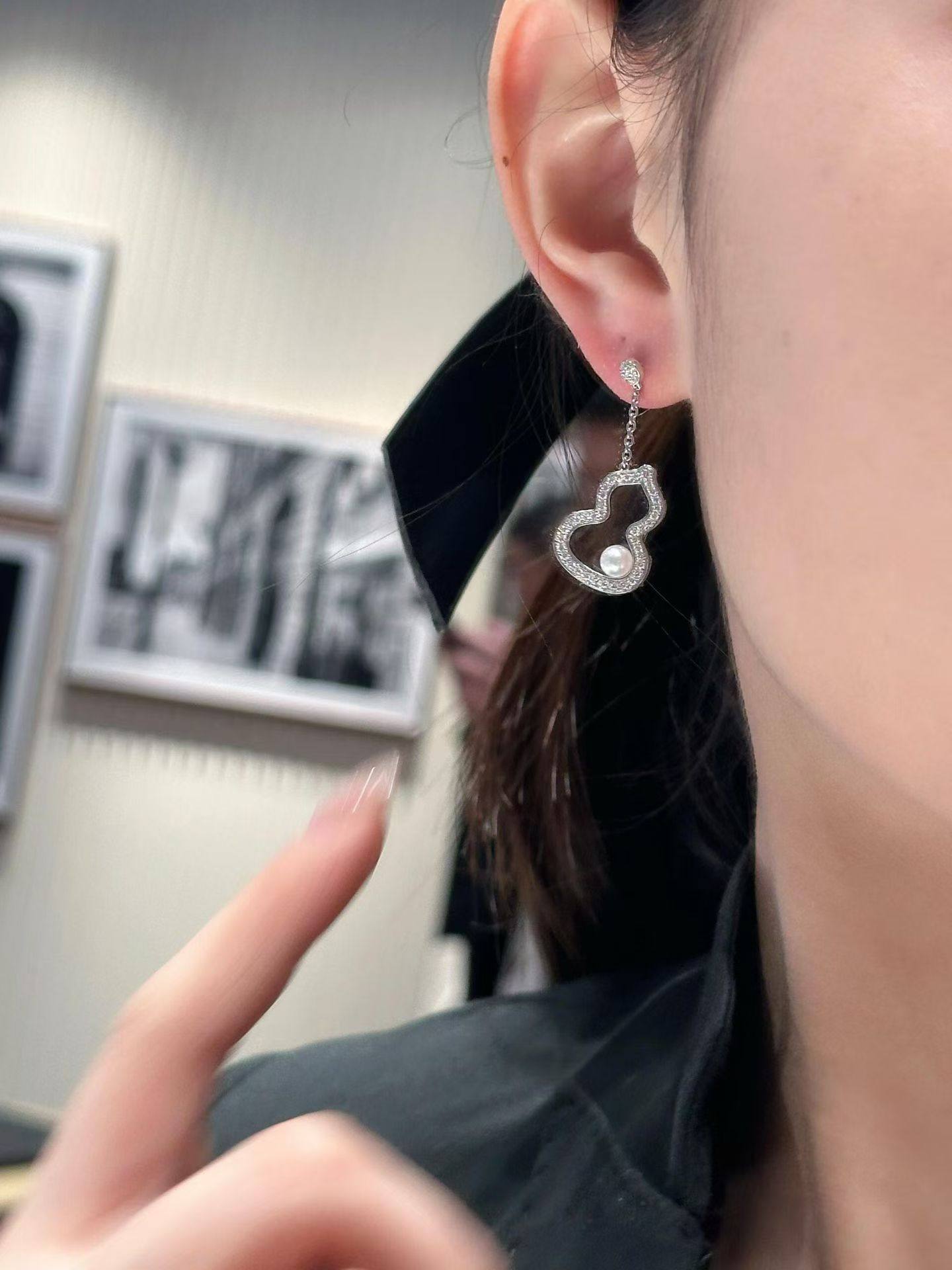 吉祥葫芦海水akoya珍珠S925银明星同款4-5mm基本无暇优雅大气耳钉,淘宝优惠券,粉丝福利购,淘宝优惠卷