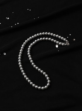 高冷女神范灰贝珠项链法式锁骨链