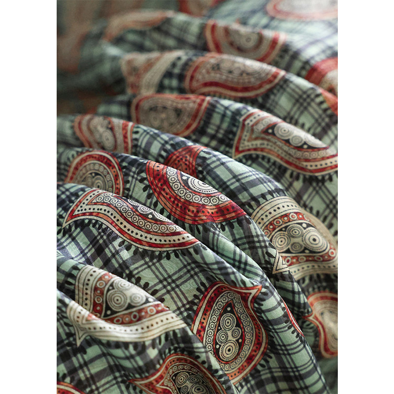 KAKA欧洲客单真丝洋纺腰果花窗帘格复古优雅大长巾防晒披肩女围巾,淘宝优惠券,粉丝福利购,淘宝优惠卷