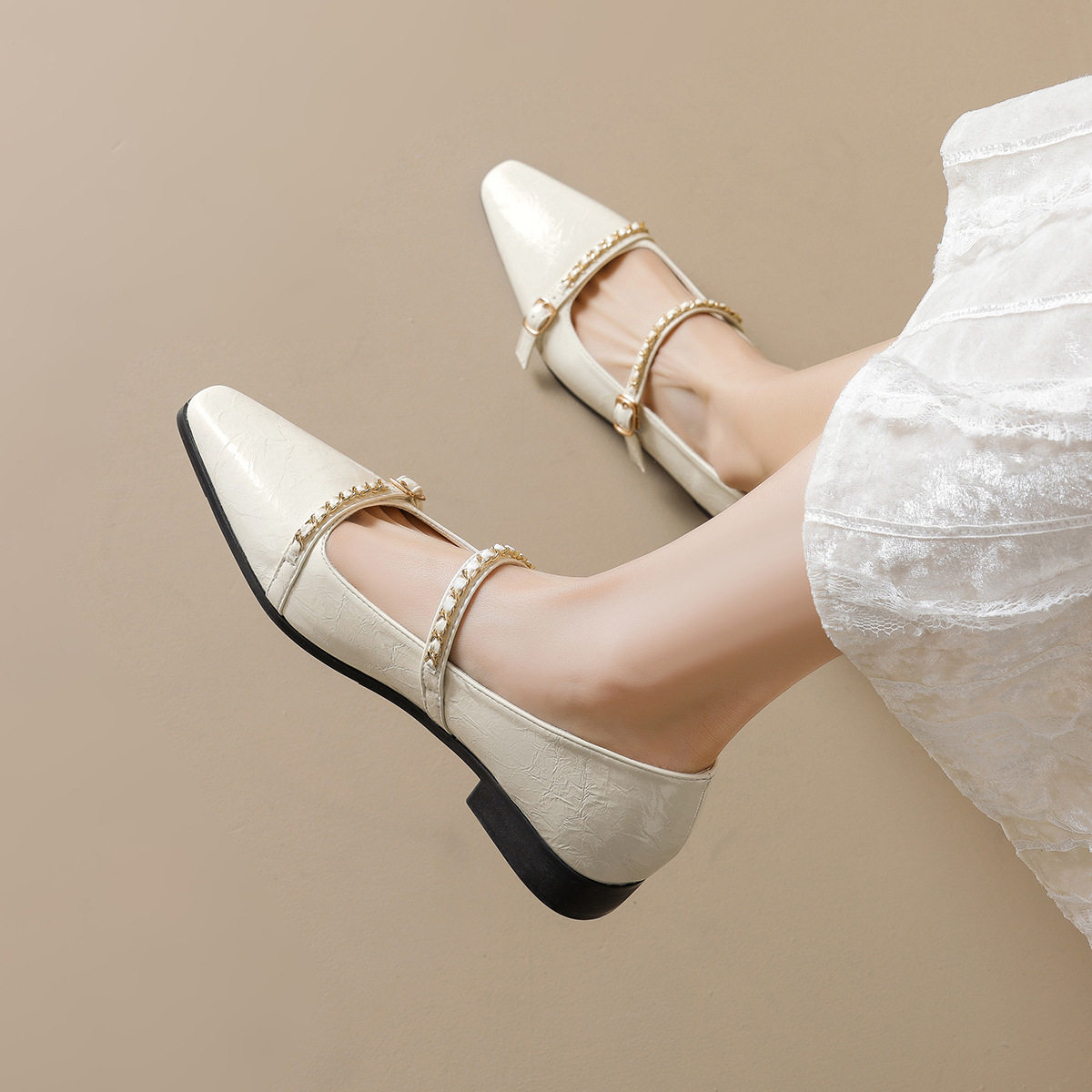 小香风一字带链条平底单鞋女复古尖头玛丽珍女鞋,淘宝优惠券,粉丝福利购,淘宝优惠卷