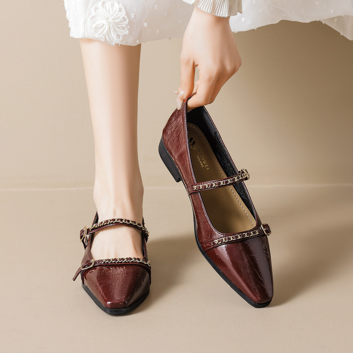 小香风一字带链条平底单鞋女复古尖头玛丽珍女鞋,淘宝优惠券,粉丝福利购,淘宝优惠卷