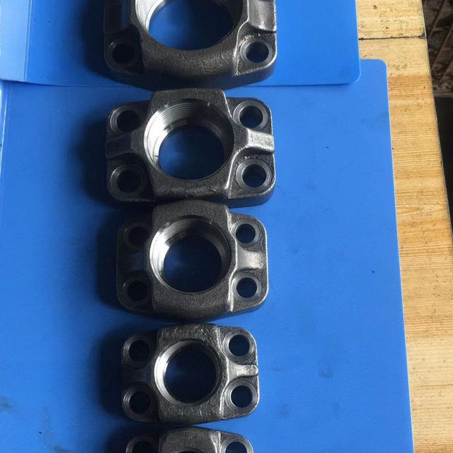 Hydraulic flange joint 57.2*26 threads