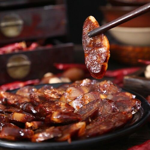 四川香肠系列 正宗川味腊肠纯肉肠 麻辣广味烟熏风干腊味肉类特产 - 图0