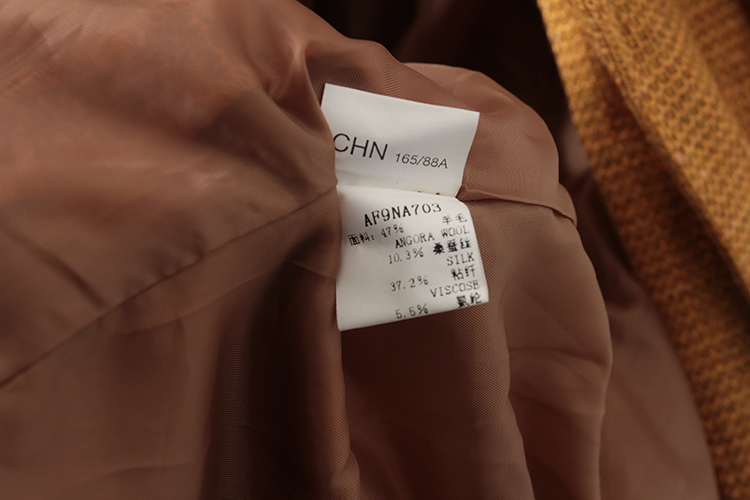 莎系列 春秋新款品牌库存折扣女装中长款中袖姜黄色风衣F37A