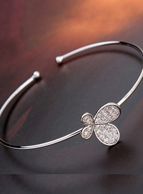 彩衣阁时尚心形蝴蝶开口手镯细圈精巧女生甜美可爱流行镀白金手镯