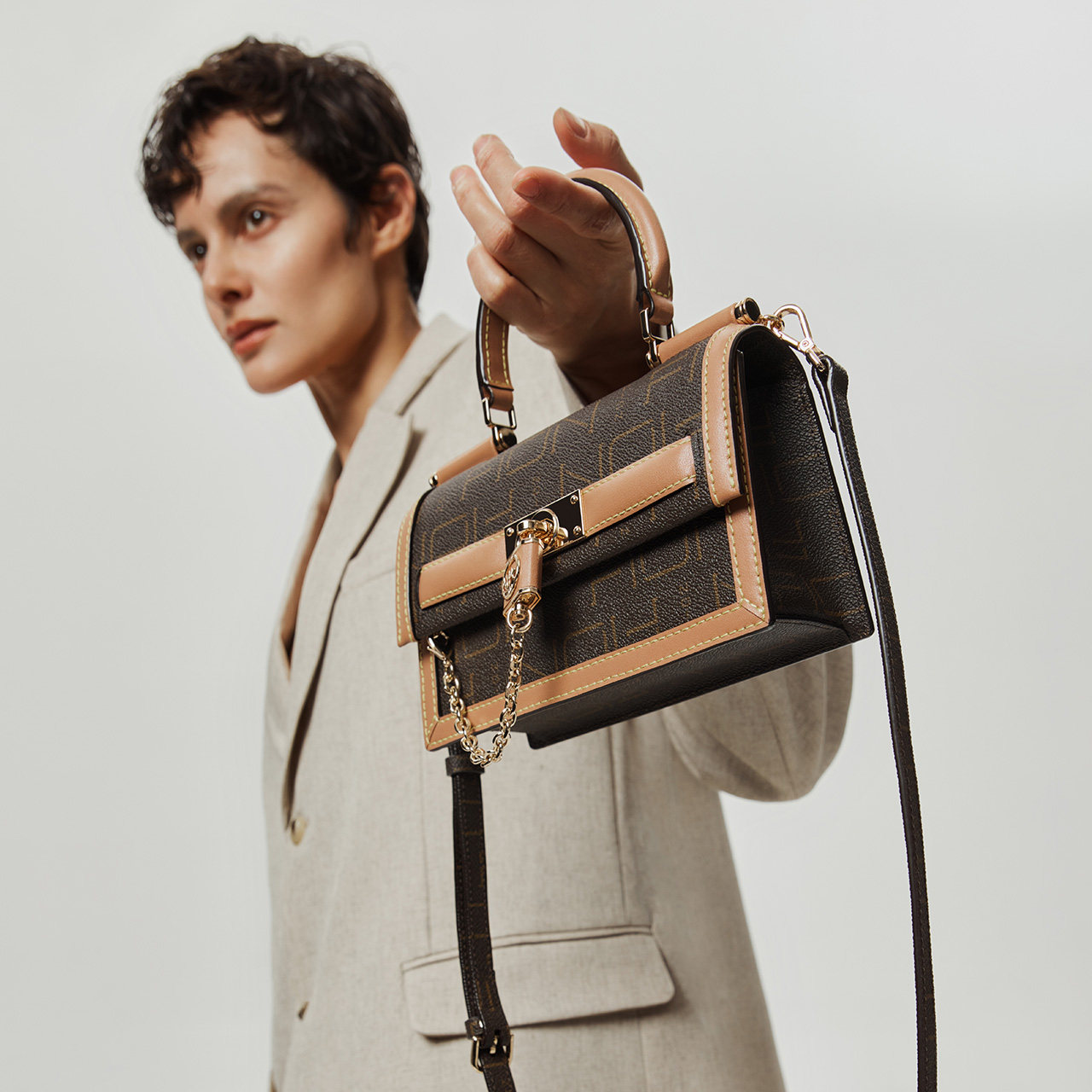 fion /菲安妮老花2023新款波士顿包 FION菲安妮女士包袋