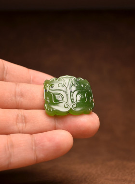 长30碧玉籽料饕餮纹兽面守护手牌