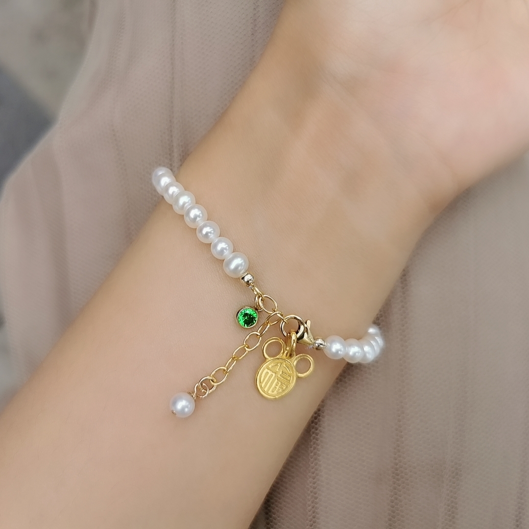 包金女气质小红书可挂福牌吊坠 天然淡水珍珠手链美国 微光小匠 14K 包金女气质小红书可挂福牌吊坠 天然淡水珍珠手链美国 微光小匠 14K