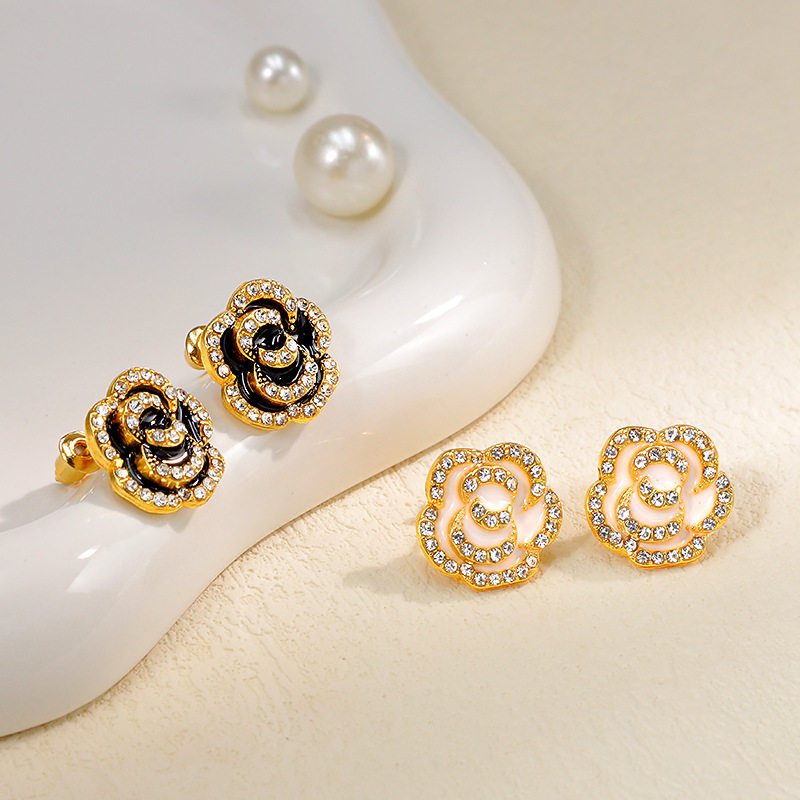 轻奢高级感吸睛微镶黑色玫瑰耳钉小巧冷淡风气质时尚百搭耳饰女款,淘宝优惠券,粉丝福利购,淘宝优惠卷