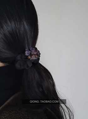 小香风毛呢缎面小肠发圈