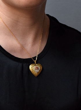 首饰吊坠项链后花园相片盒香膏