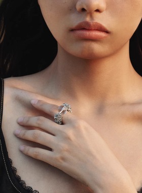 Okkkkbang白水晶蕾丝编织戒指