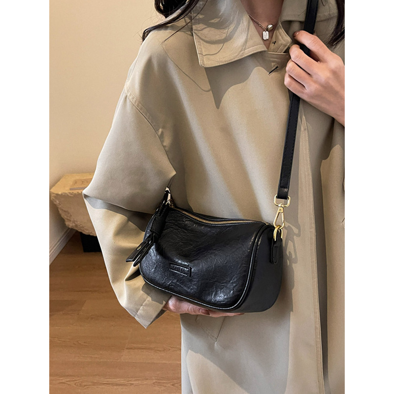 法国ckitty it复古手机包女斜挎2025新款高级感宽带水桶包女腰包 - 图3