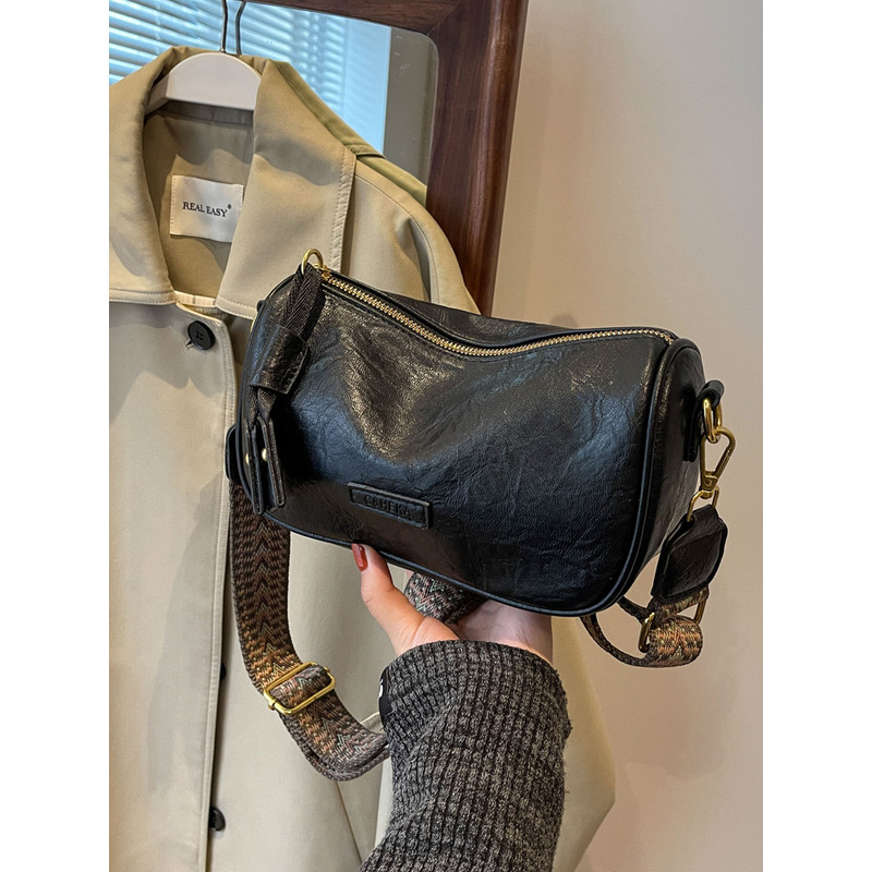 法国ckitty it复古手机包女斜挎2025新款高级感宽带水桶包女腰包 - 图0