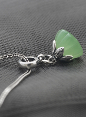 青玉莲蓬990足银宝石吊坠复古女