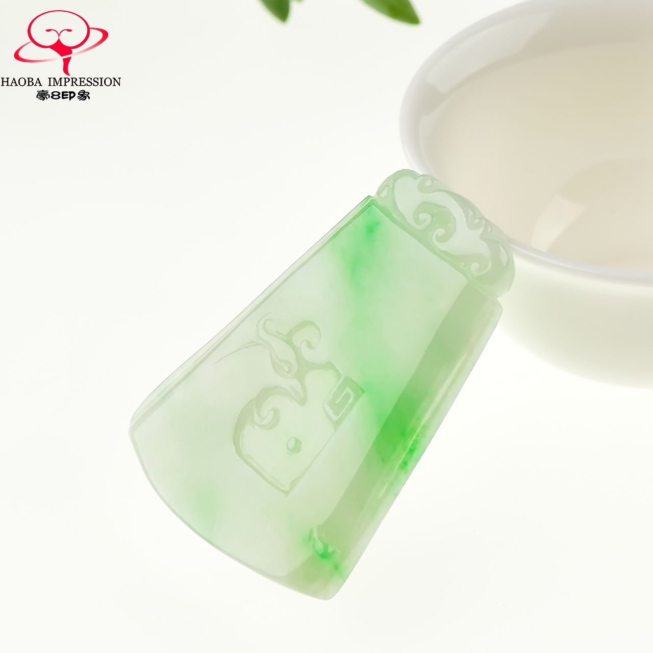 豪8印象x495天然翡翠凤牌翠绿玉坠 豪8印象颈饰