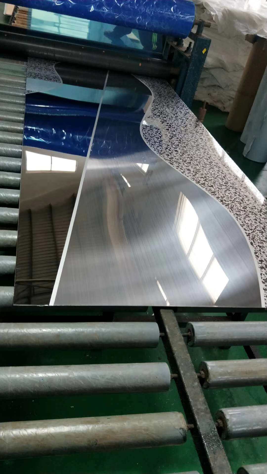 厂家直销蚀刻不锈钢电梯轿厢门装饰板激光切割加工钣金酒店工程