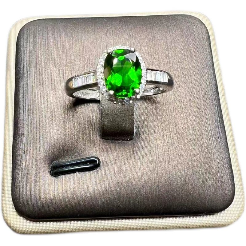 Natural diopside ring 6×8 925 silver finely inlaid natural colored gemstone jewelry