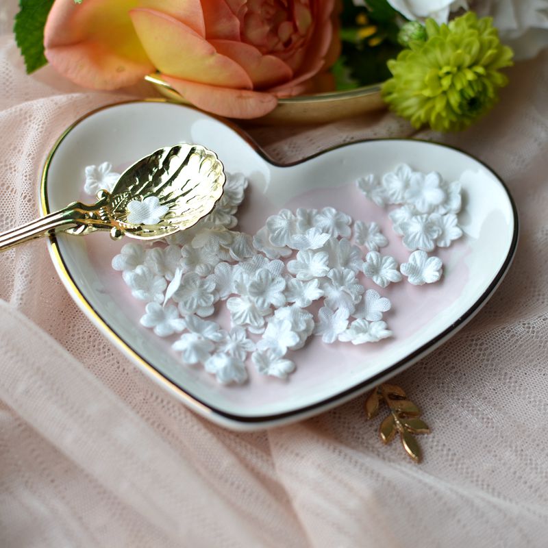 迷你娃衣辅料缎面压皱立体花瓣花片DIY装饰帽子裙子点缀1.5元10片,淘宝优惠券,粉丝福利购,淘宝优惠卷