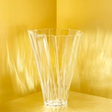 Руи Мама Картелл Кардир Хиундай ваза Шлепания гостиная