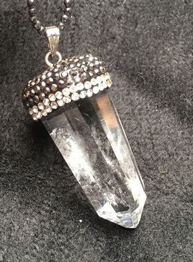 天然白水晶六棱柱吊坠 毛衣链 七彩光