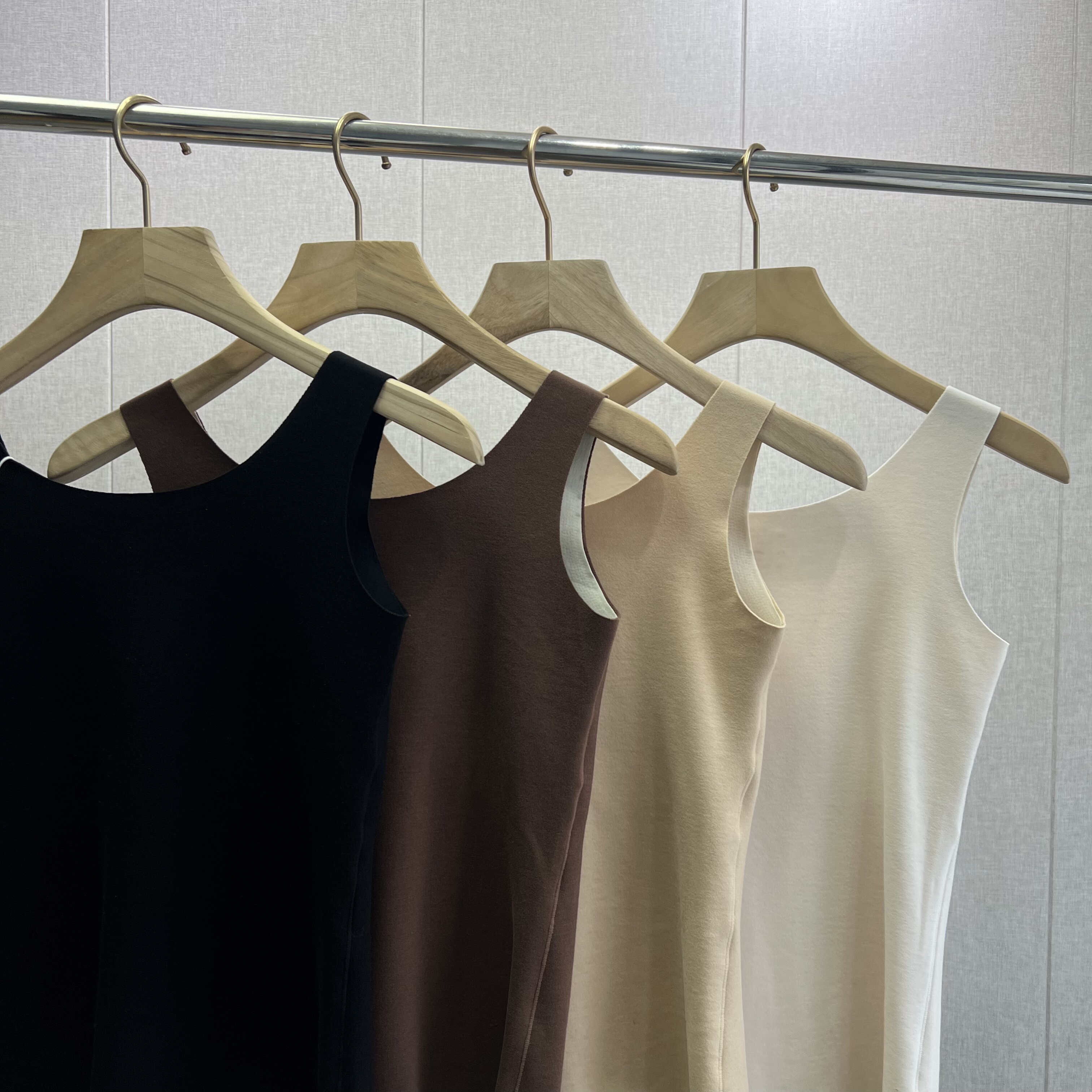 小热皮粉底衣～冬季磨毛女士免穿内衣 带胸托发热保暖背心,淘宝优惠券,粉丝福利购,淘宝优惠卷