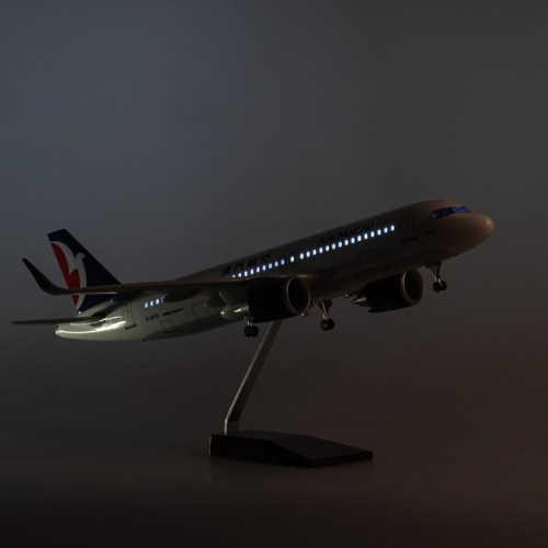 带灯47cm澳门航空空客A320neo仿真客机飞机模型澳航拼装摆件收藏 - 图2