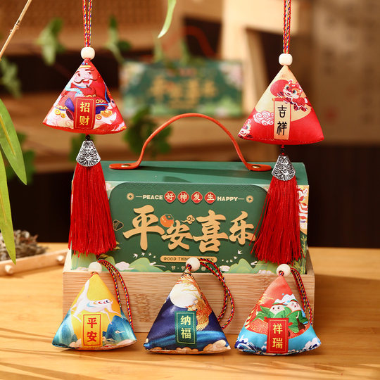 Dragon Boat Festival sachet to repel mosquitoes and finished rice dumpling sachet gift