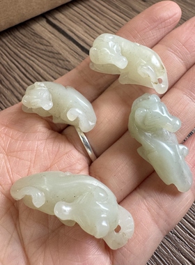 库存近一二十年天然和田玉苏工立体瑞兽挂件料子润度好新疆山料
