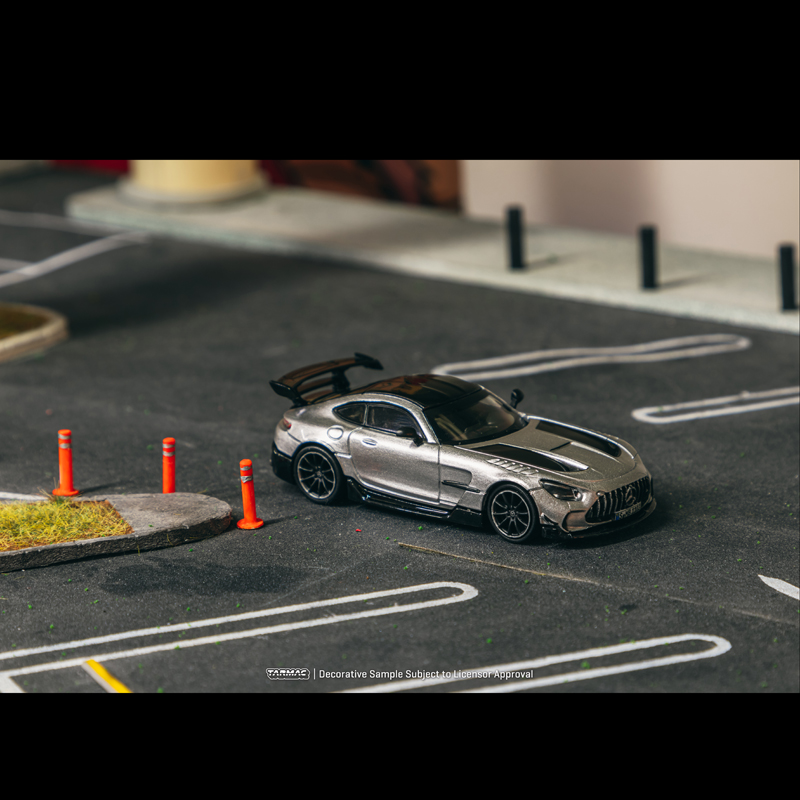 TW Tarmac Works 1:64奔驰AMG GT银色Black Series黑武士汽车模型 - 图1