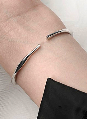 年轻款实心手镯9999纯银ins风