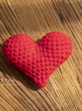 可爱羊毛毡钩针爱心萌物拍照DIY