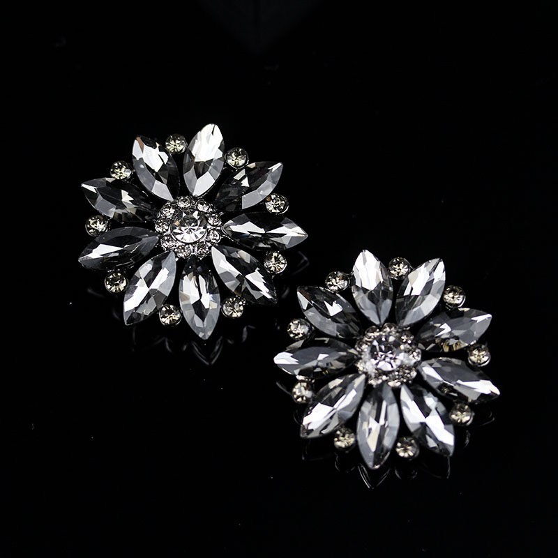 新款高档水貂皮草大衣鸭嘴扣裘皮领口装饰对扣扣搭扣子水钻纽扣女 - 图2