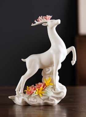 陶瓷梅花鹿伴手礼乔迁摆件