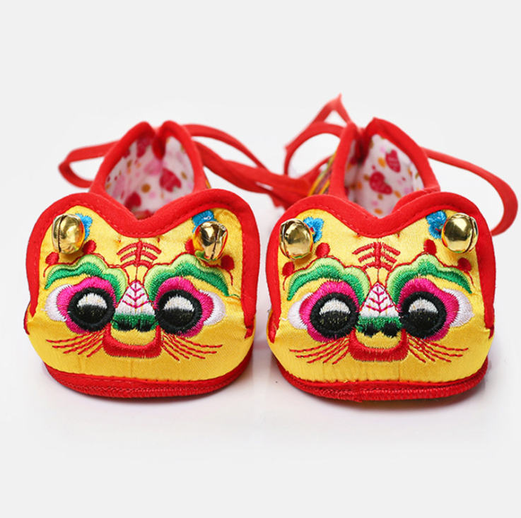 男女婴儿周岁百岁步前鞋宝宝手工虎头铃铛鞋婴儿配唐装的红色鞋子,淘宝优惠券,粉丝福利购,淘宝优惠卷