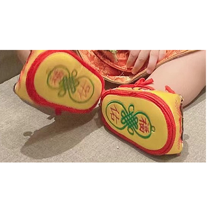 男女婴儿周岁百岁步前鞋宝宝手工虎头铃铛鞋婴儿配唐装的红色鞋子,淘宝优惠券,粉丝福利购,淘宝优惠卷