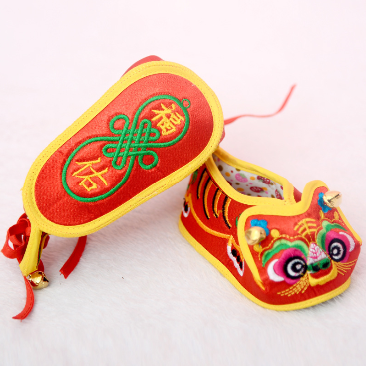 男女婴儿周岁百岁步前鞋宝宝手工虎头铃铛鞋婴儿配唐装的红色鞋子,淘宝优惠券,粉丝福利购,淘宝优惠卷