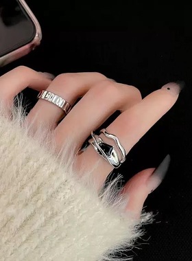 黑色方块锆石戒指2025新款男女几何冷淡小众设计感个性开口食指环